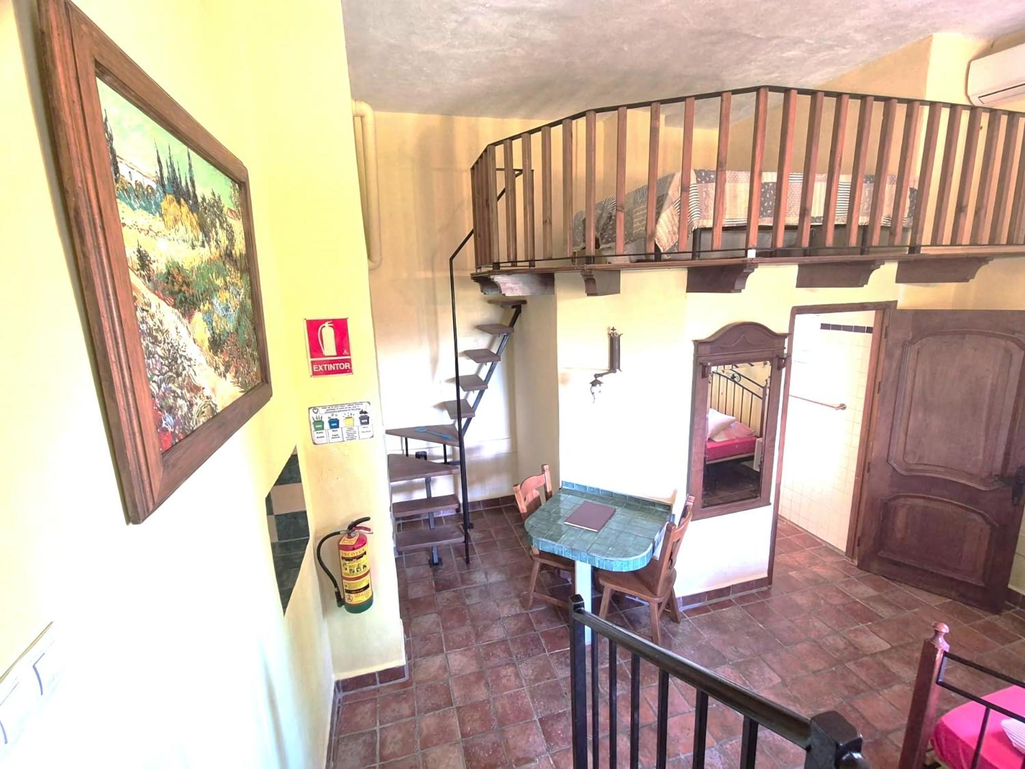 Castle Tower Apartment In Rural Holiday Park 'Bernard' Толокс Екстер'єр фото