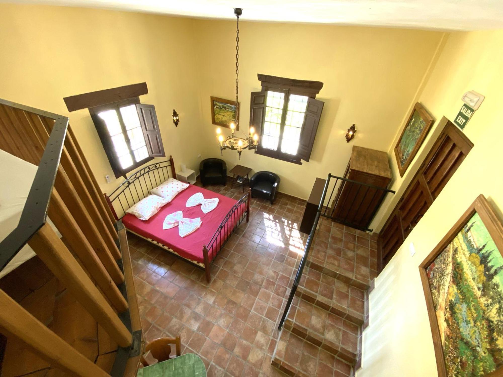 Castle Tower Apartment In Rural Holiday Park 'Bernard' Толокс Екстер'єр фото